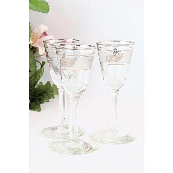 Set of 5 Vintage Libbey Silver Leaf Cordial Glasses 1960s Aperitif MCM Barware - Picture 3 of 10